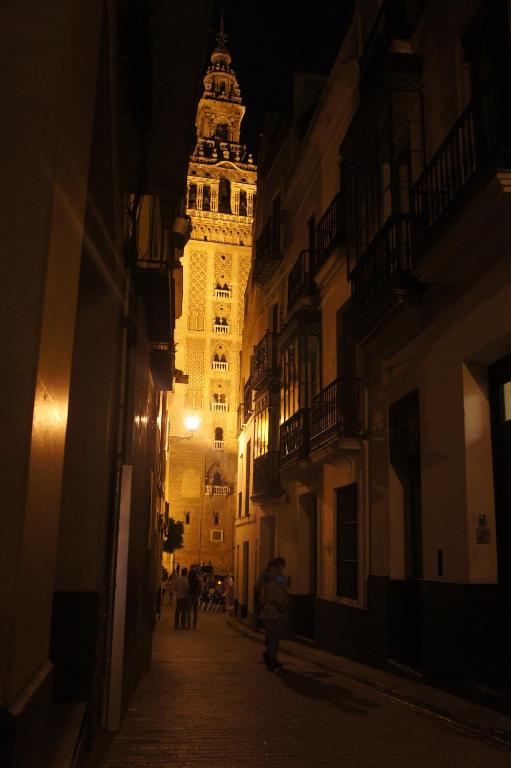 Cosy Apartment in center cathedral, Sevilla – Precios ...