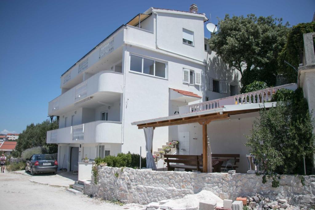 Budova, kde se apartmán nachází