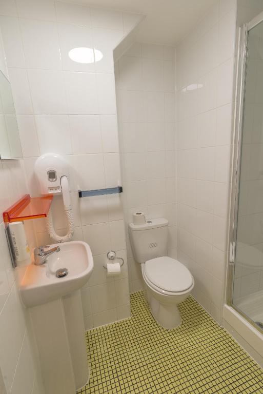 Victoria Inn London - Resim 26