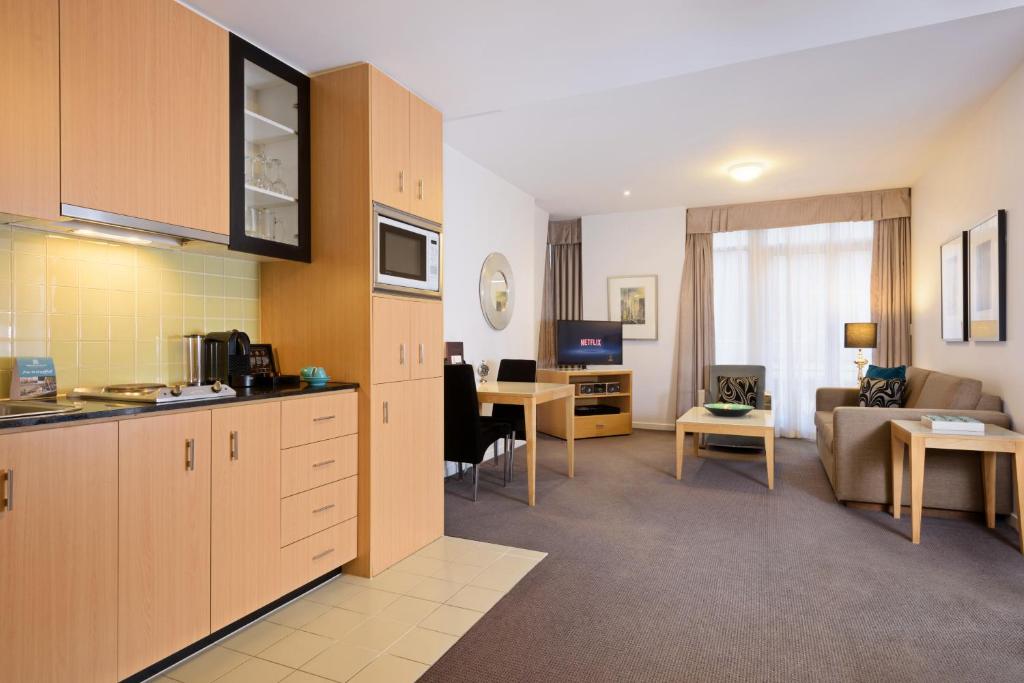 
Heritage King Two-Bedroom Apartment 
