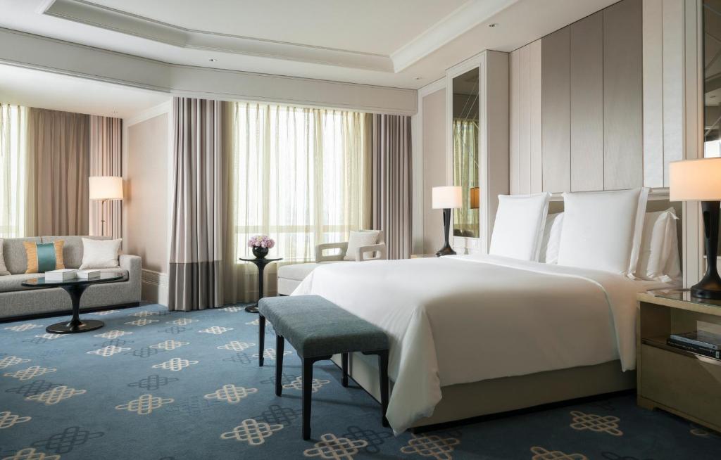 Postel nebo postele na pokoji v ubytování Four Seasons Hotel Macao