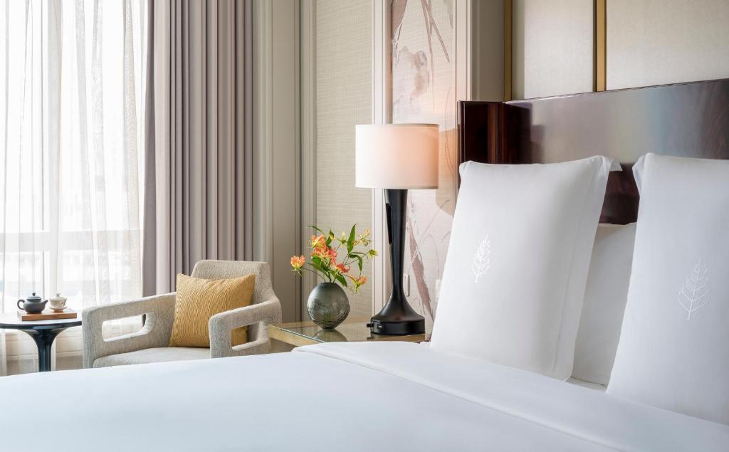 Postel nebo postele na pokoji v ubytování Four Seasons Hotel Macao