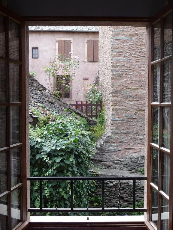 Fotografie z fotogalerie ubytování Hôtel Sainte Foy v destinaci Conques
