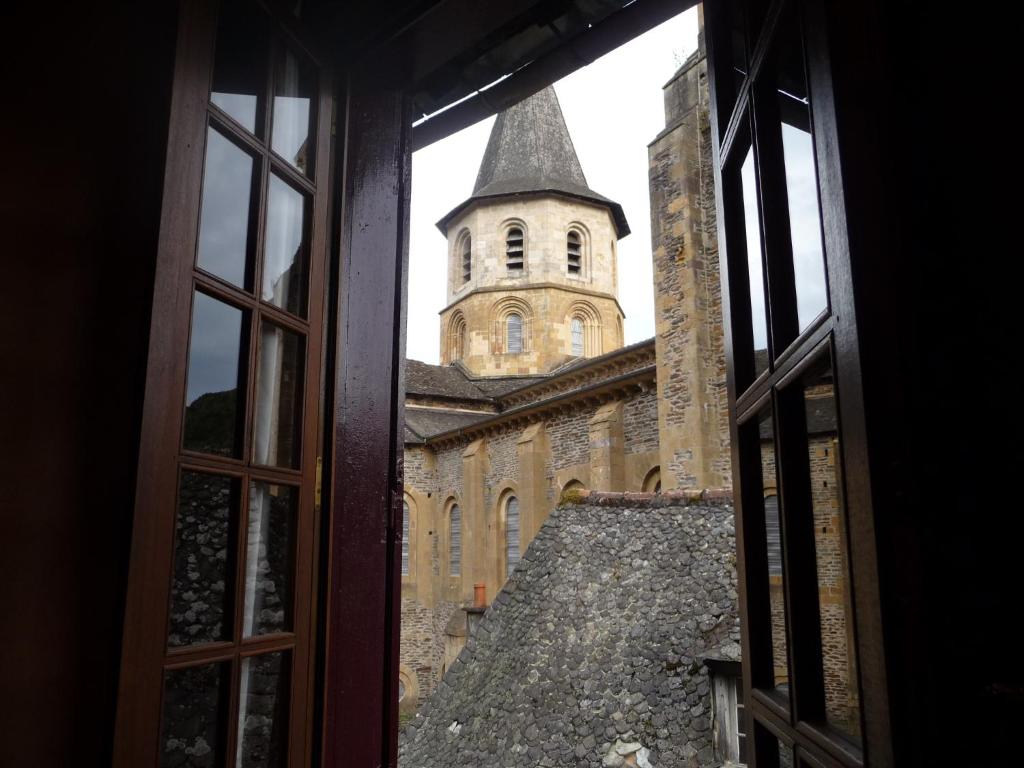 Fotografie z fotogalerie ubytování Hôtel Sainte Foy v destinaci Conques