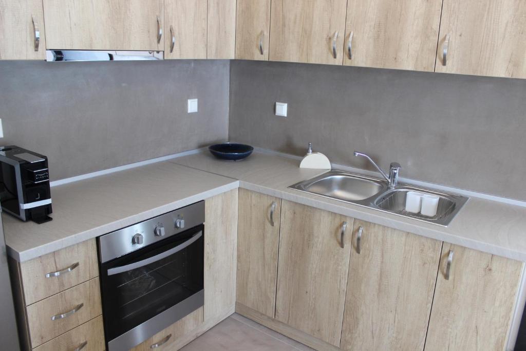 Theros Villas & Suites - 15