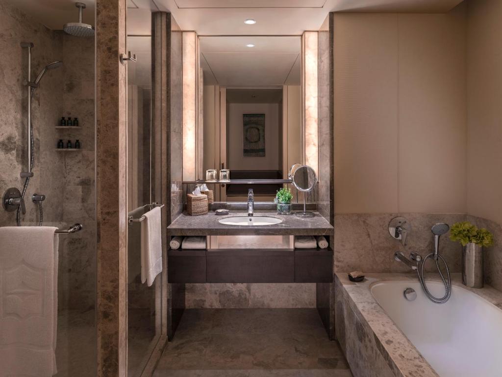 Shangri-La Colombo - 4