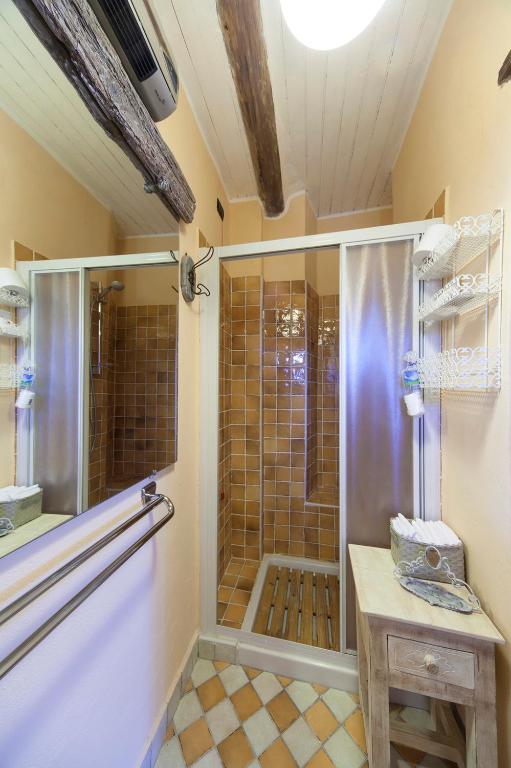 Bed and Breakfast Papillon - Tweepersoonskamer Met Eigen Badkamer