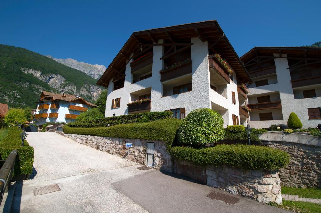 Nespecifikovaný výhled na hory nebo výhled na hory při pohledu z aparthotelu