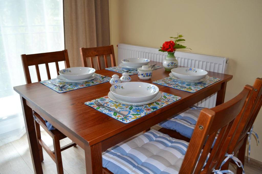 Dom Jastrzębia z basenem i jacuzzi - 18