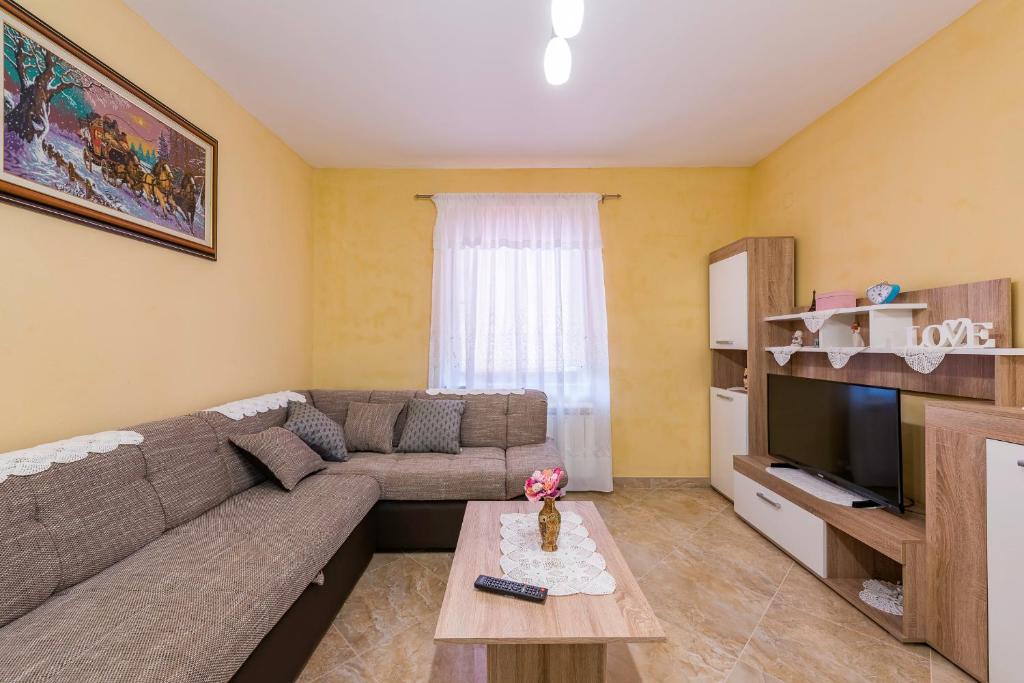 Część wypoczynkowa w obiekcie Apartment Sandi
