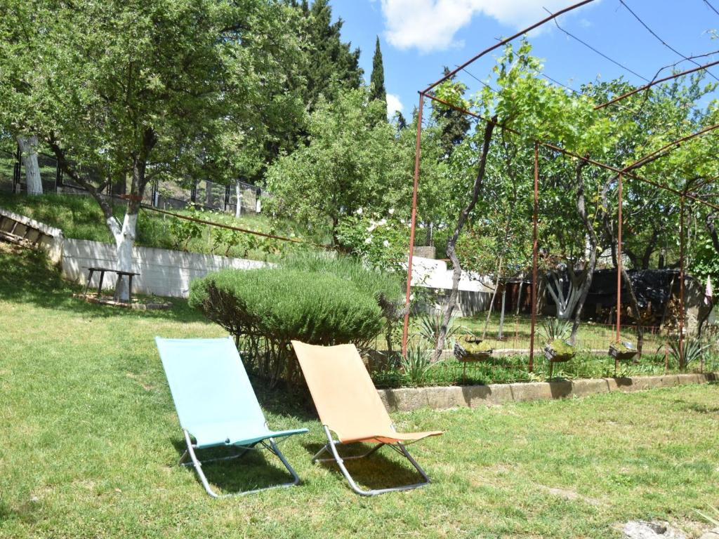 Zahrada ubytování Apartment in Knin near Knin Fortress