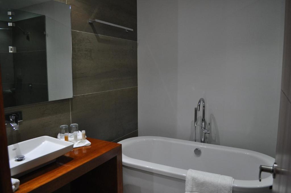 Koupelna v ubytování AMD Hotel