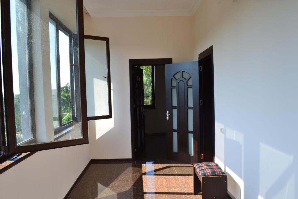 Fotografie z fotogalerie ubytování Shalva Apartment v destinaci Chakvi