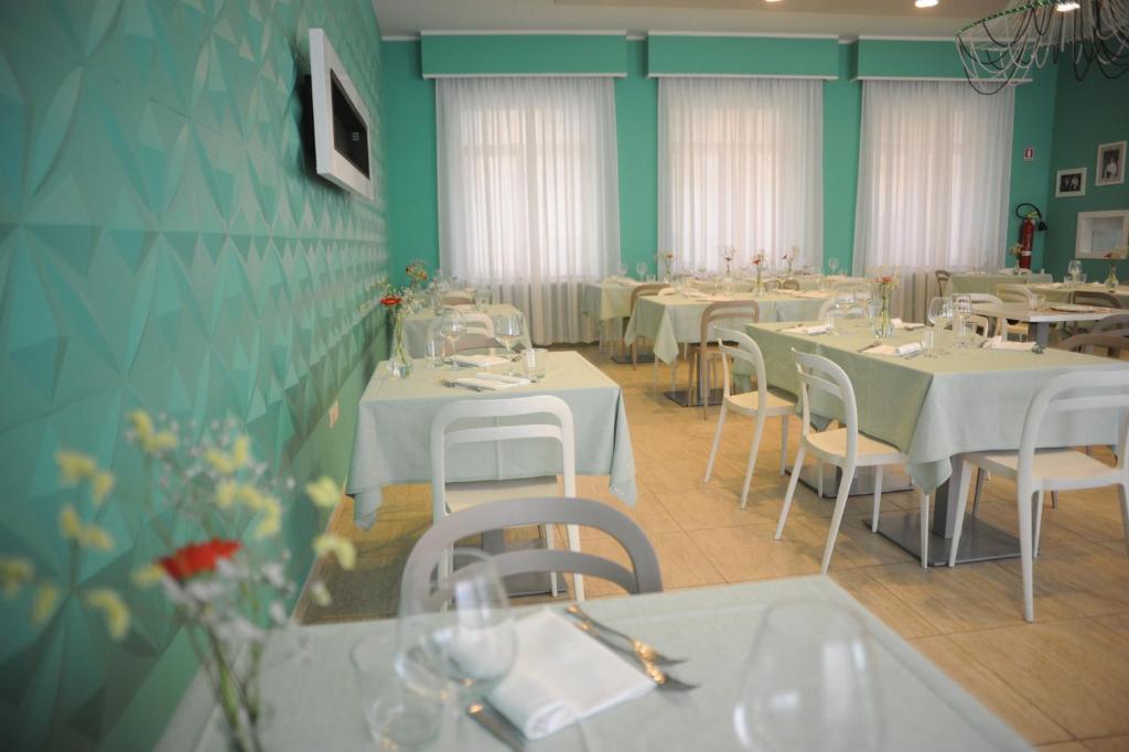 Restaurace v ubytování GG8 Hotel & Suite SPA