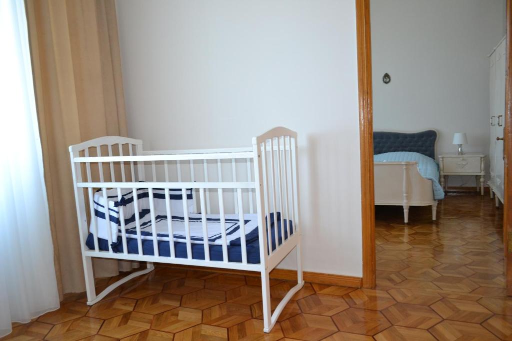 Seaside Luxury Apartment - отзывы и видео