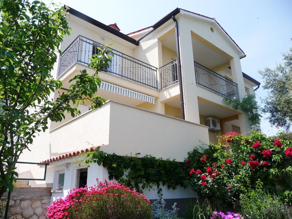 Fotografie z fotogalerie ubytování Apartments Ivana v destinaci Ravni