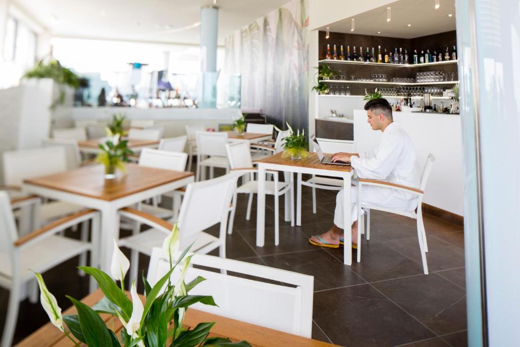 Hosté ubytování Hotel Ambassador