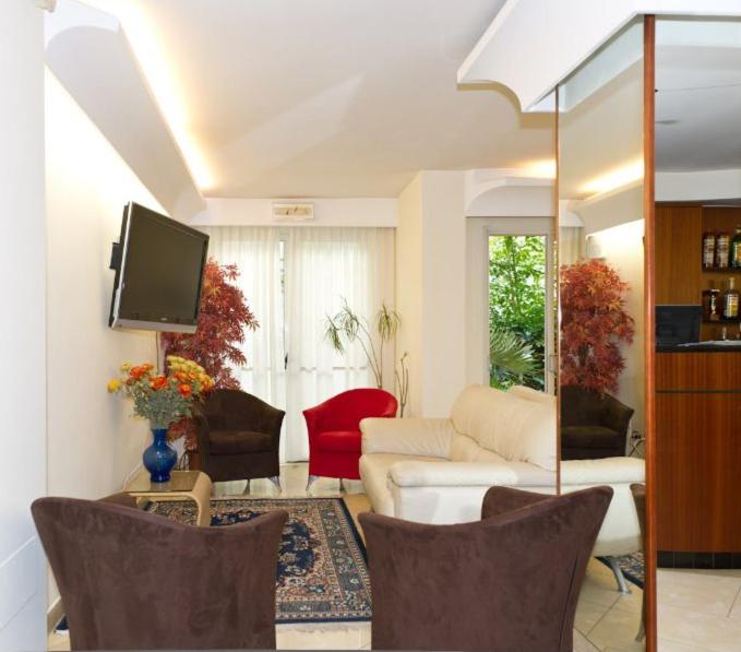 TV a/nebo společenská místnost v ubytování Hotel St Pierre