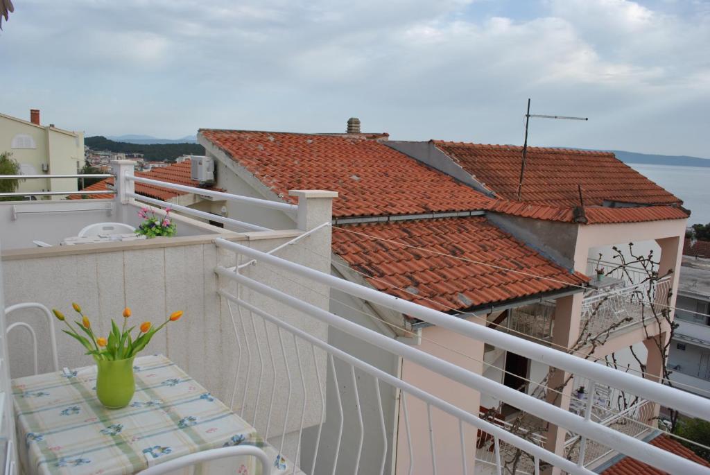 Balkón nebo terasa v ubytování Apartmani Dalmadino