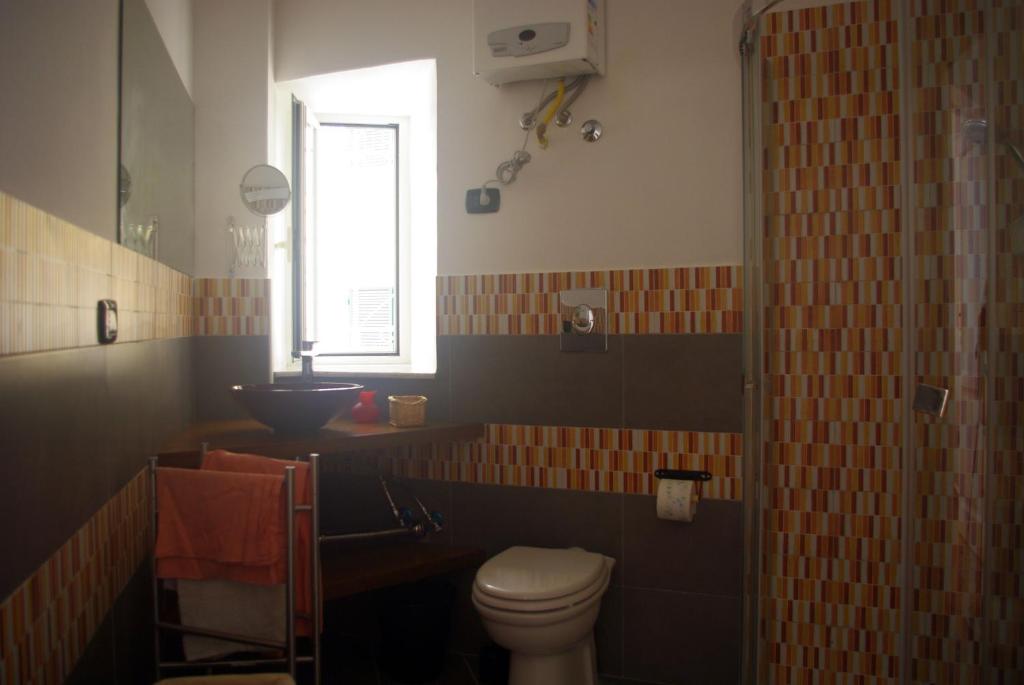 A bathroom at 'Na Siesta