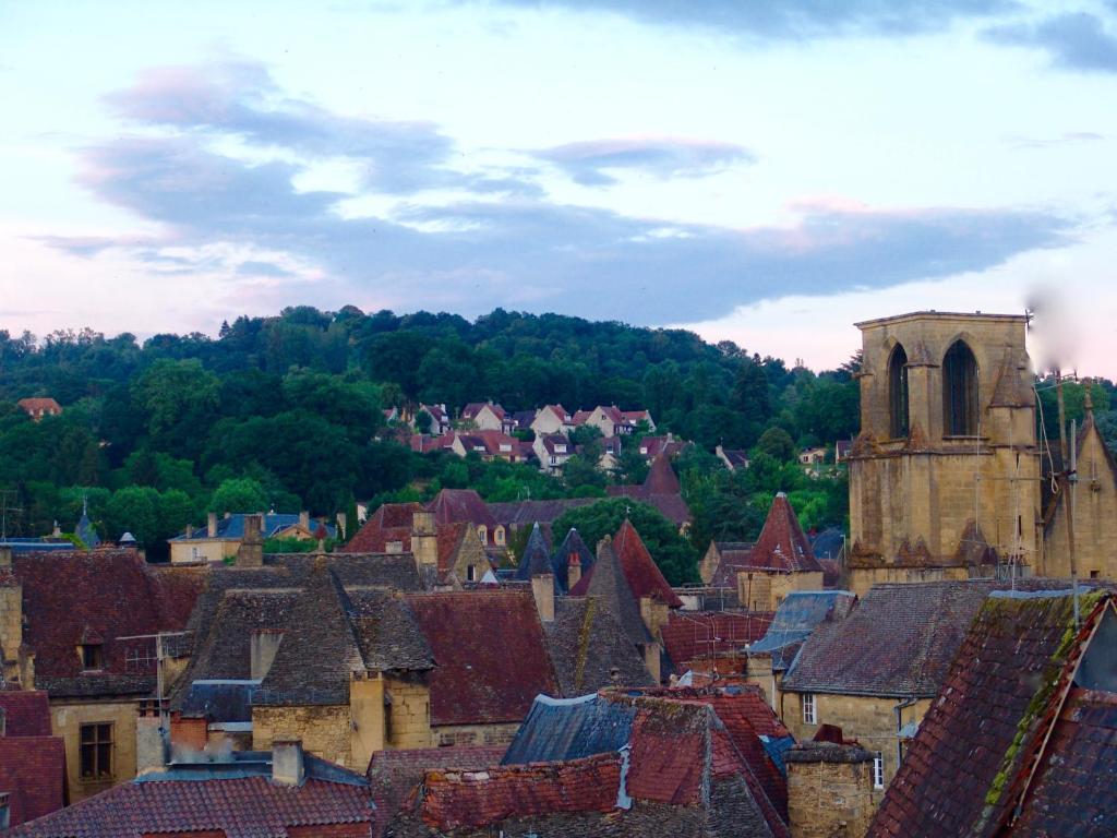 FRANRÉAL, 4 Appartements - 13