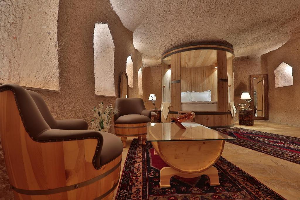 Posezení v ubytování Eyes Of Cappadocia Cave Hotel