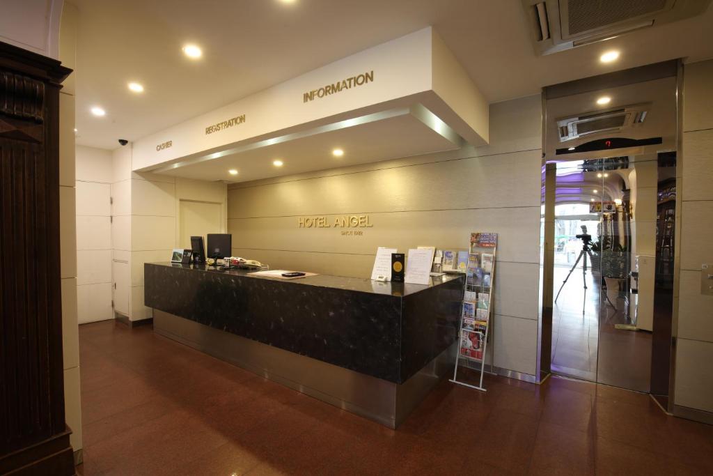 Vstupní hala nebo recepce v ubytování Angel Hotel