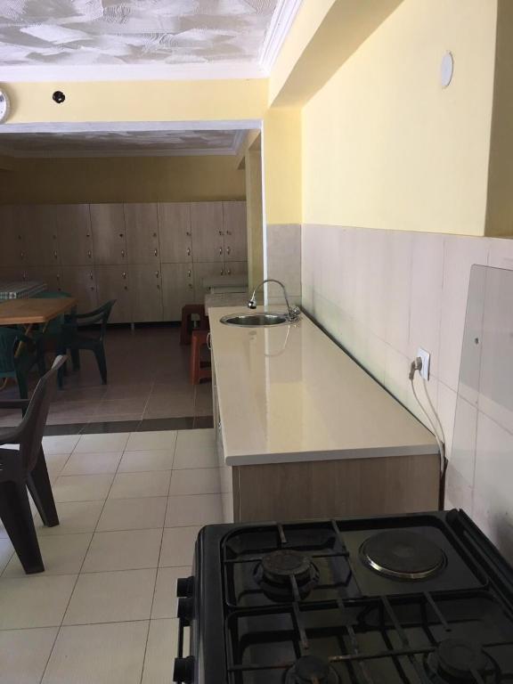 Kuchyň nebo kuchyňský kout v ubytování Hotel Nino Ureki