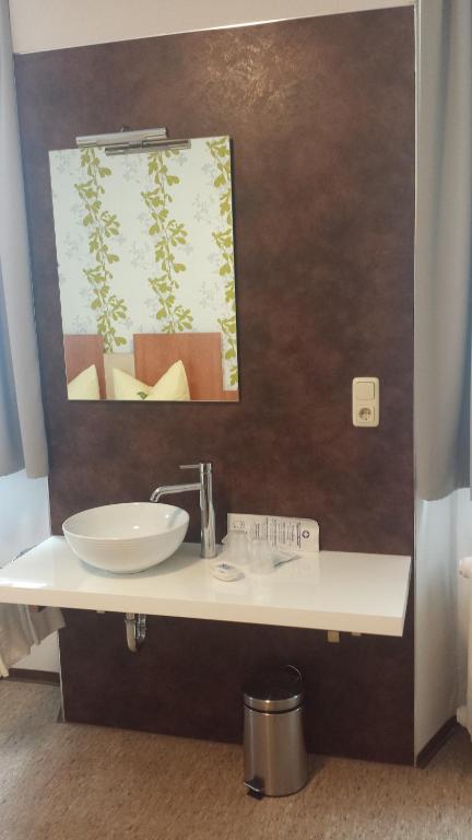 Koupelna v ubytování Hotel Krone Rüdesheim
