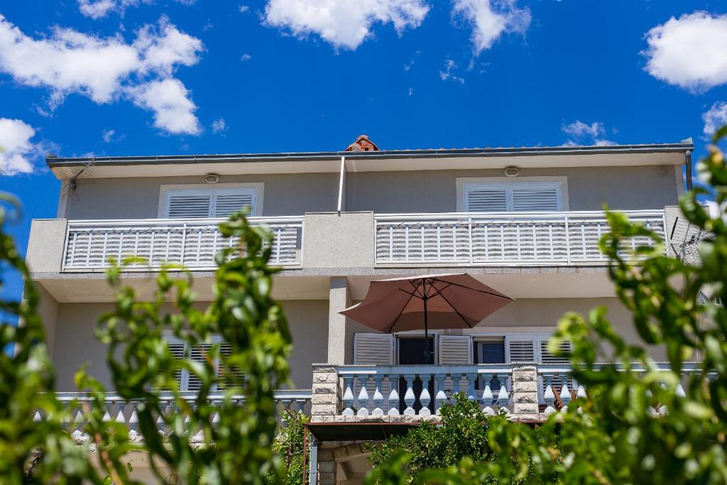 Galeriebild der Unterkunft Apartments Rose in Trogir