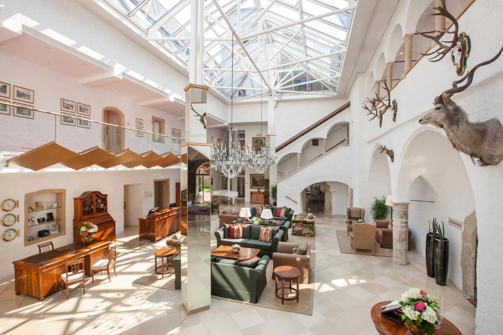 Posezení v ubytování TAUROA Schloss Gabelhofen