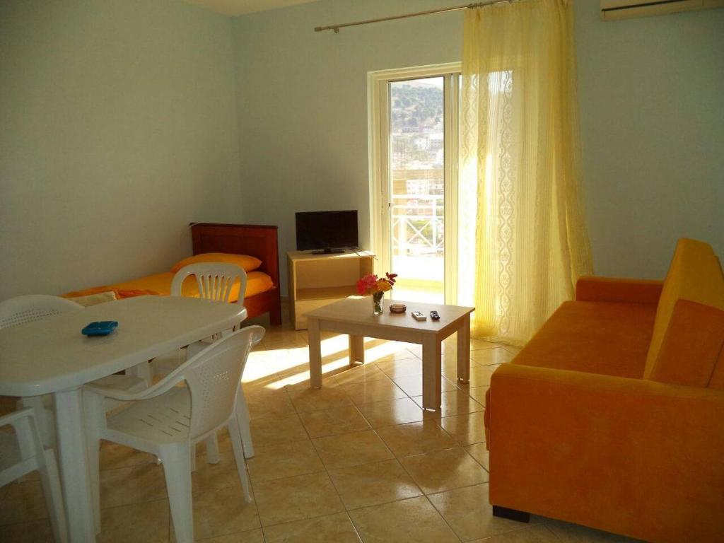 Mariana Apartments - Apartment With Mountain View