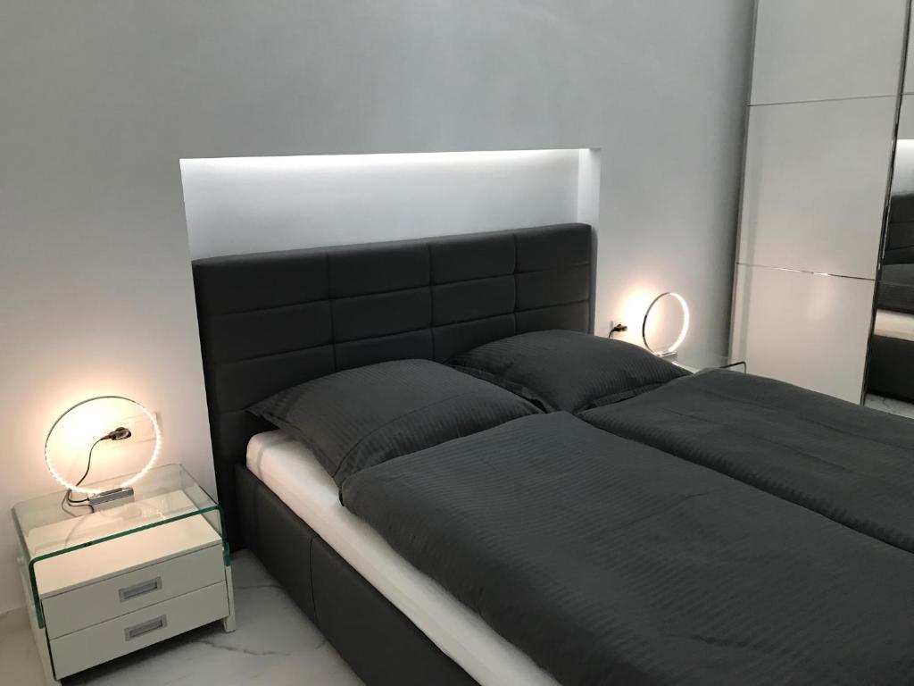 Laura City Egnatia - 12