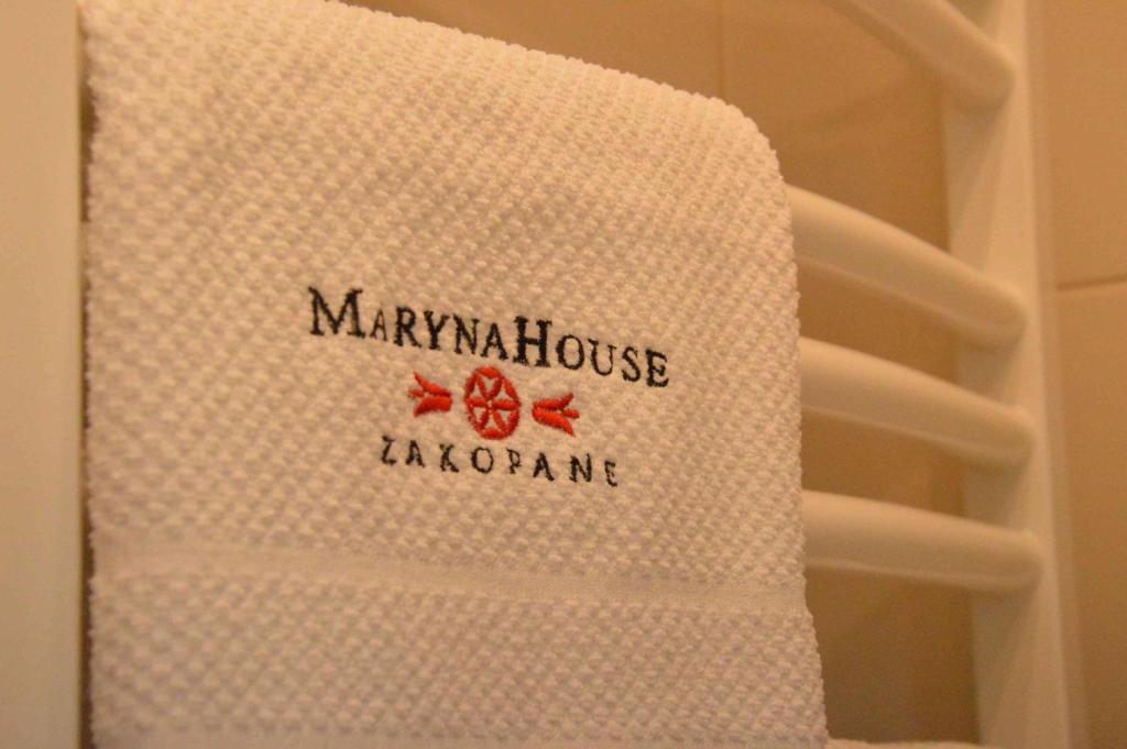 Certifikát, ocenenie alebo iný dokument vystavený v ubytovaní Apartamenty "Maryna House" Zakopane