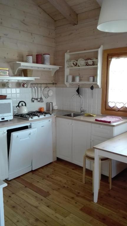Kuchyň nebo kuchyňský kout v ubytování Chalet D'Antan