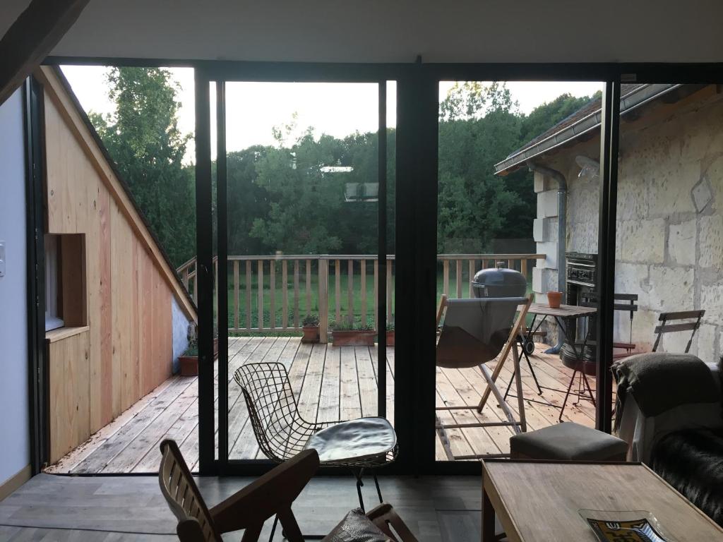 Balkón nebo terasa v ubytování studio avec terrasse Abbaye d'Aiguevive