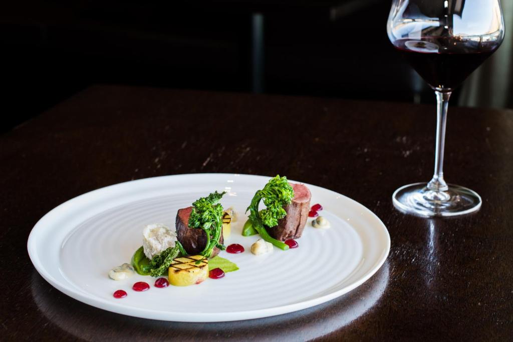 The Rees Hotel & Luxury Apartments - Resim 11