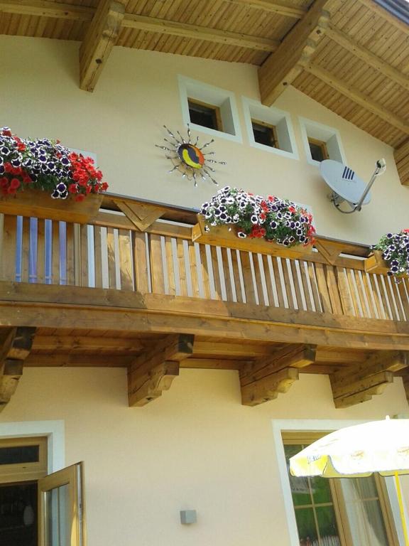 A balcony or terrace at Maria's Sonnenquartier