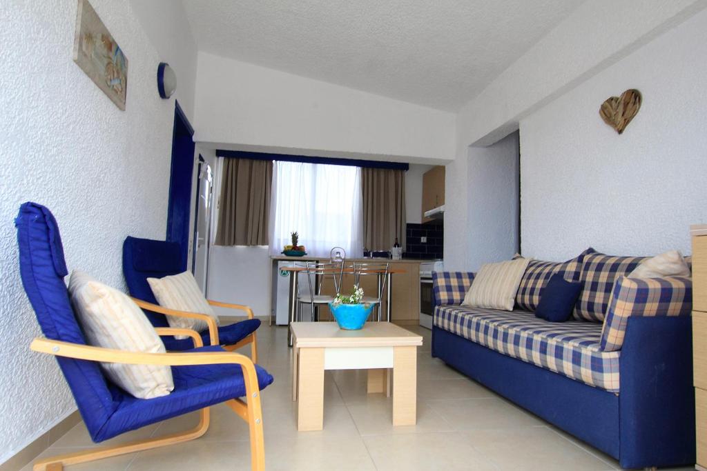 Posezení v ubytování Christiana Hotel Apartments