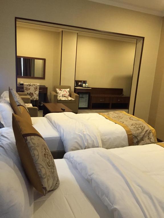 Hotel Halwachy - Suite Avec Balcon