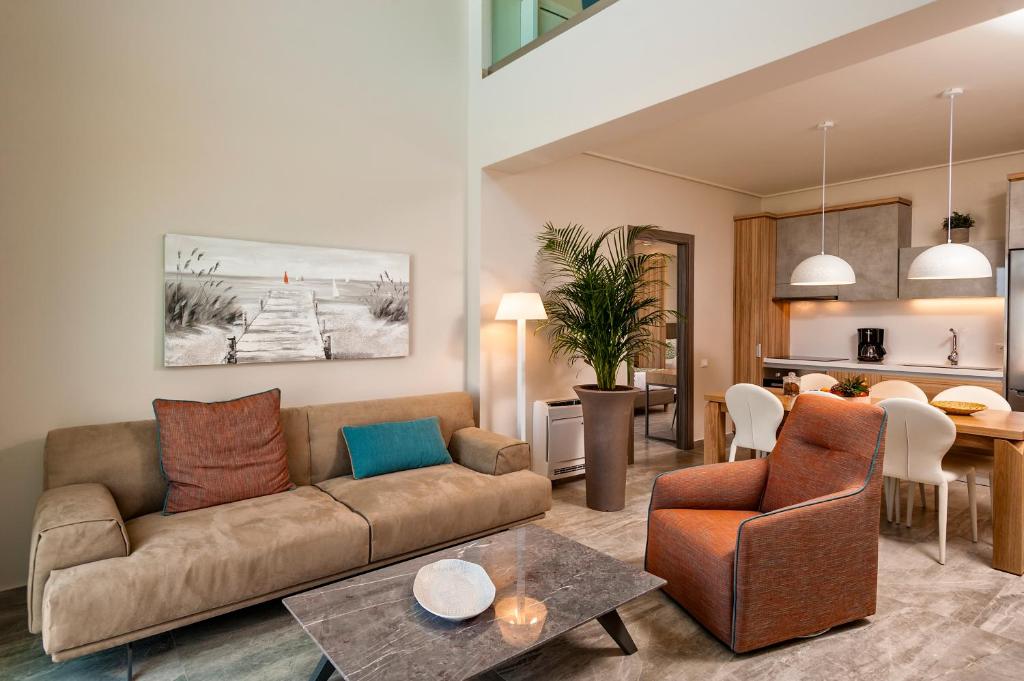 A seating area at Eland Dream Villas