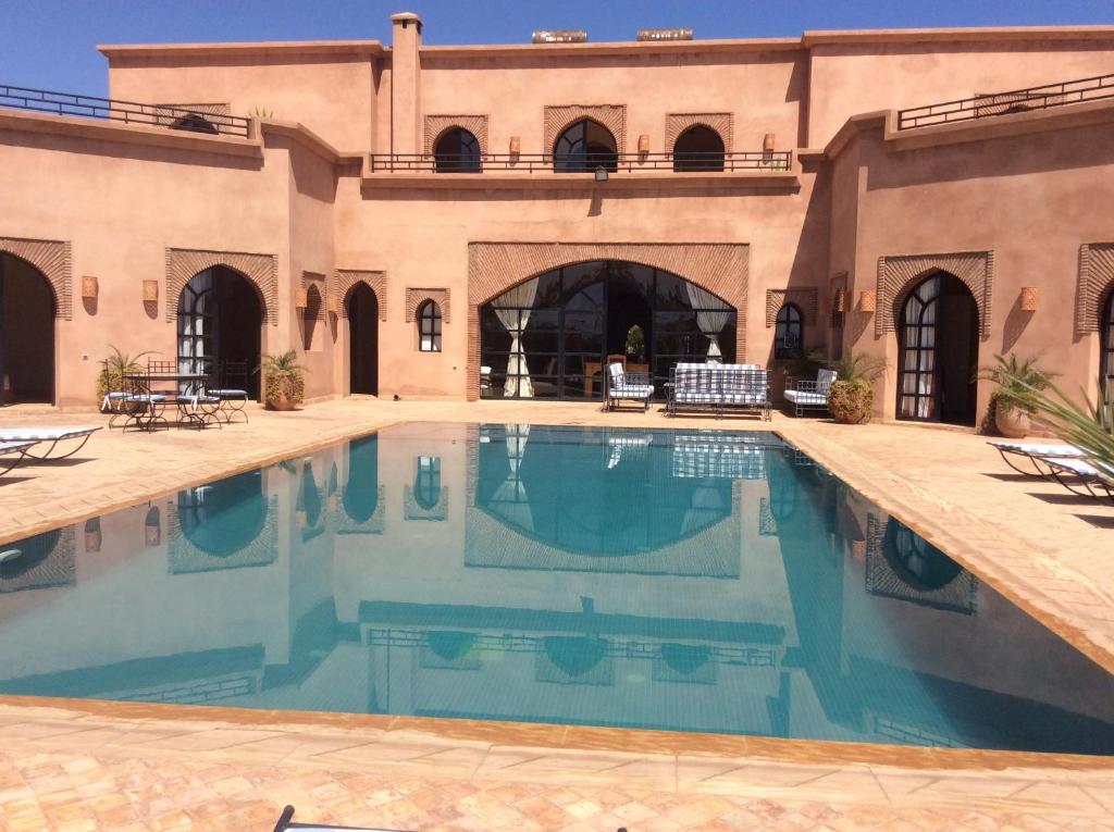 Villa TYCOZ