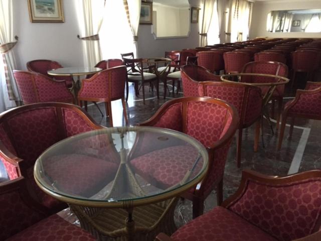 Zona de estar de Hotel Sacratif