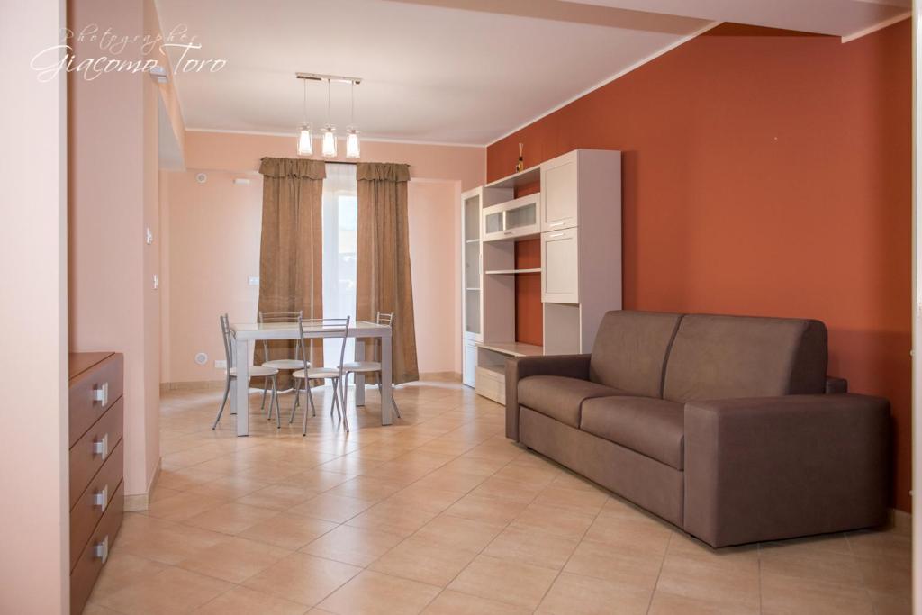 Casa Sofia Vacanze A Montalbano Elicona - Wohnung Mit Zwei Schlafzimmern