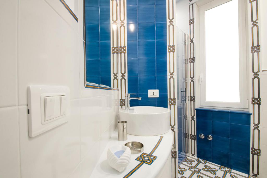 A bathroom at B&B Maiori Luxury