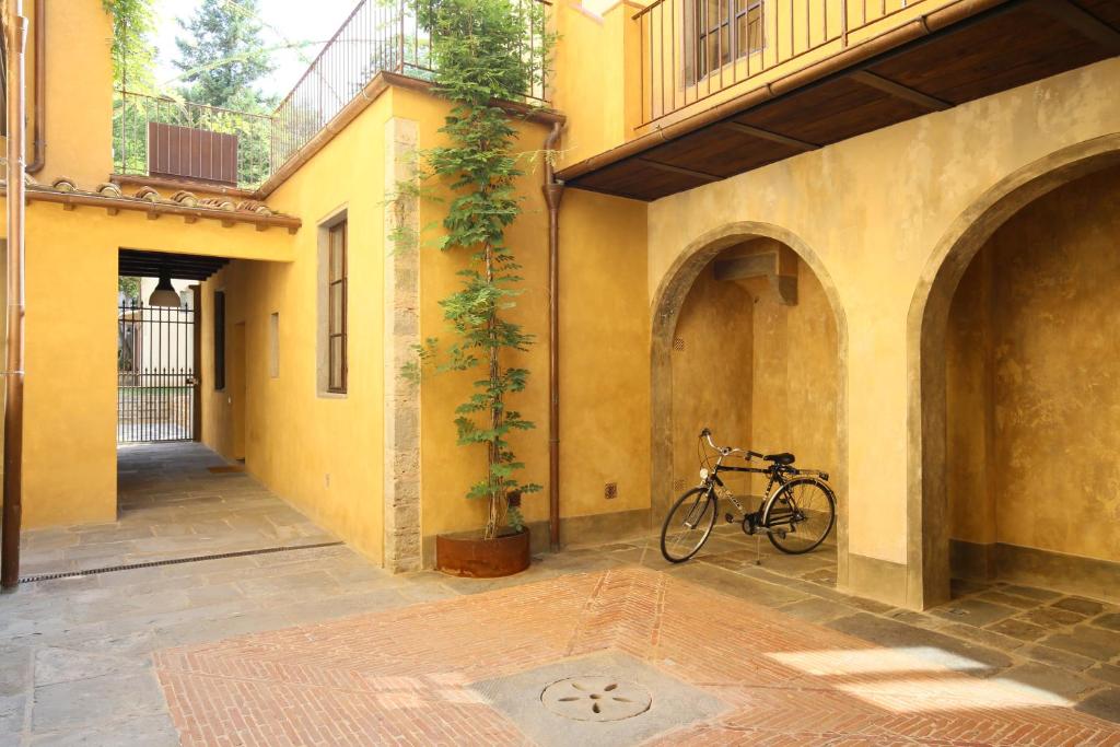 Numa Florence Palazzo San Niccolò - Resim 36