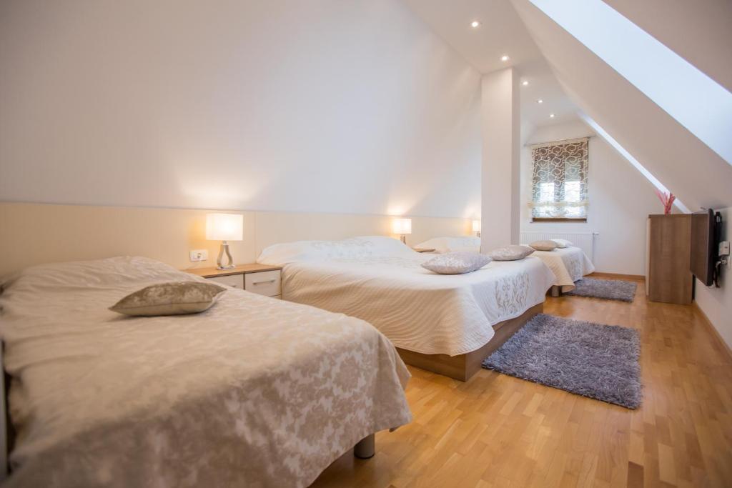 Grand Lakes Rooms - Salle Familiale - Loft