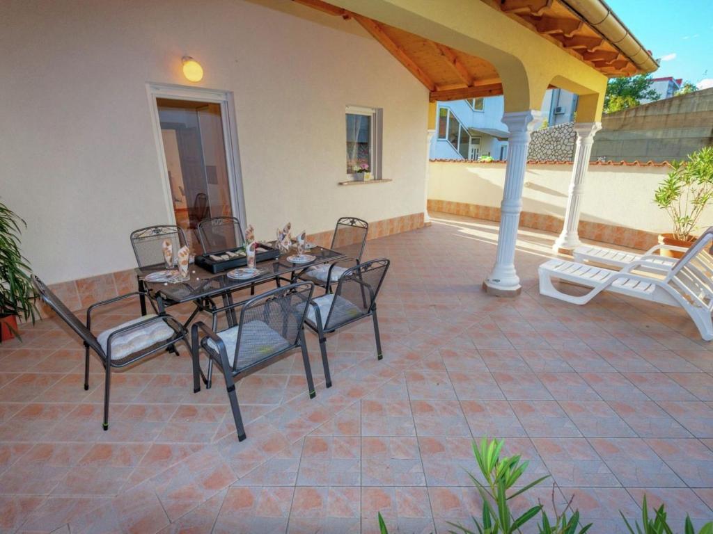 Cottage in Croatia near Beach & Town Centre