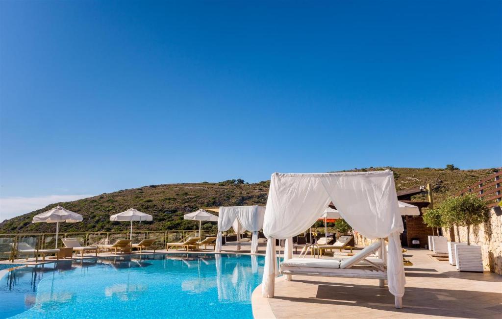 Bazén v ubytování Petani Bay Hotel - Adults Only nebo v jeho okolí