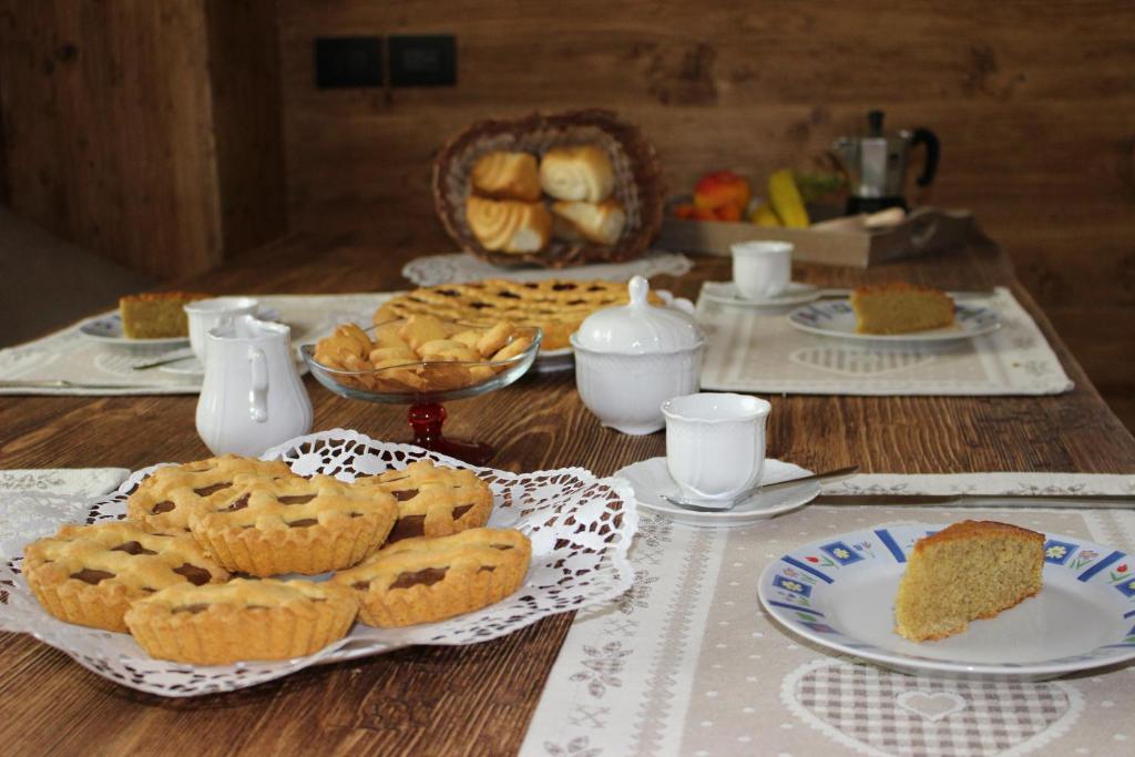 Jedlo v ubytovaní bed & breakfast alebo blízkom okolí